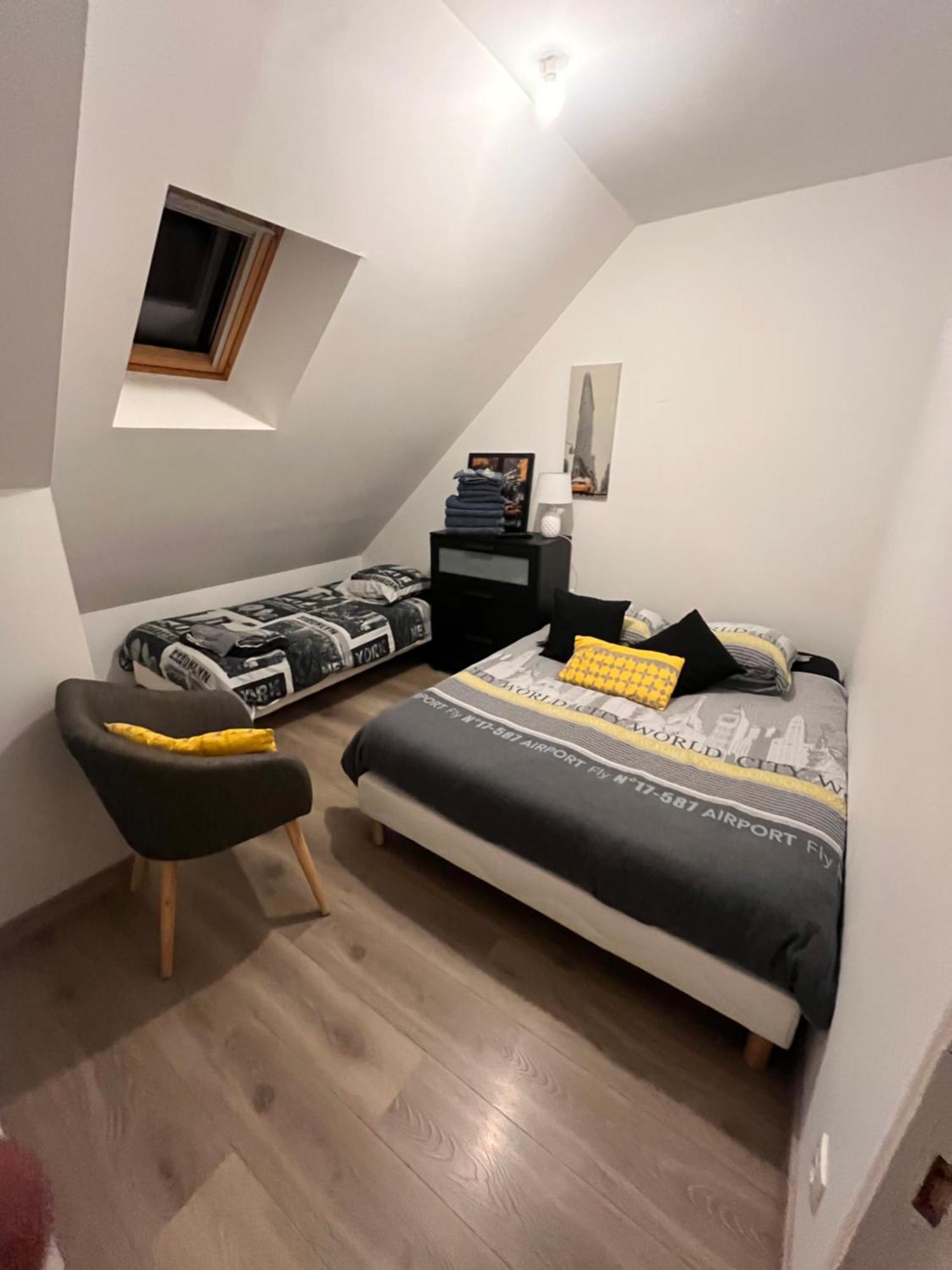 Gite 5 Pers Avec 2H Espace Bien-Etre Privatise Inclus Dans Le Prix De La Nuit 80M2 De Detente Equilly Luaran gambar