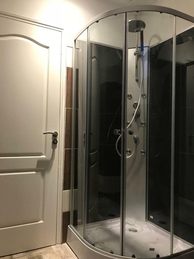 Gite 5 Pers Avec 2H Espace Bien-Etre Privatise Inclus Dans Le Prix De La Nuit 80M2 De Detente Equilly Luaran gambar